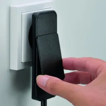 Smart Plug German outlet white L1.6m German plug S2:3way TSD