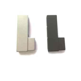 Laikiklis distancinis 30x10mm, stačiakampiam vamzdžiui, galinis balta