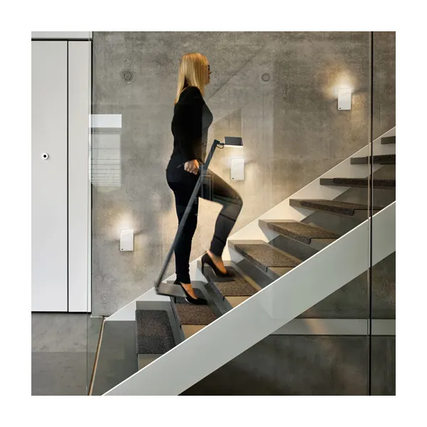 Reading luminaire Roxxane Leggera 101 CL SET, battery powered with gesture control, red