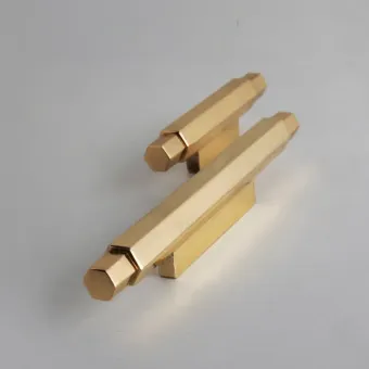 Handle WALTZ CC40mm L110mm H15mm polished brass
