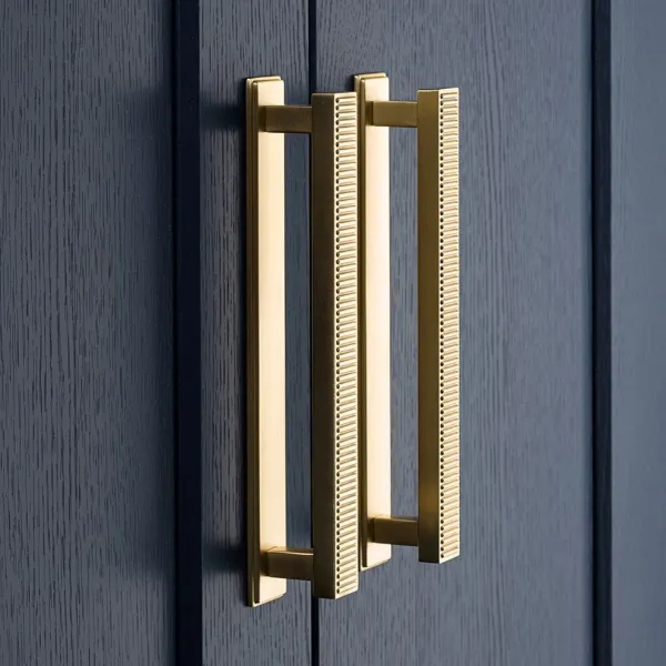 Handle Barrington Pull CC160mm L180mm brushed bronze 