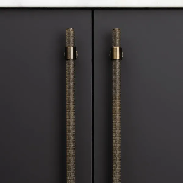 Handle Belgravia CC160mm L242mm brass 