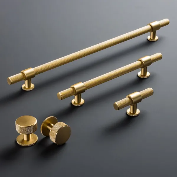 Handle Belgravia CC160mm L242mm polished dark bronze 