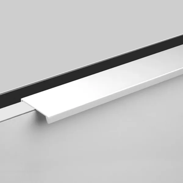 Rankenėlė SLIM 4025 192/232 3 skyl.juoda