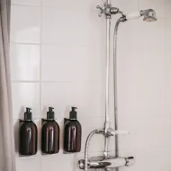 Laikiklis muilo dozatoriui BASE klijuojamas 152x50x68 ner.plienas