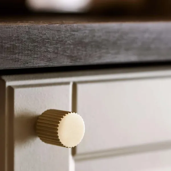 Knob Helix Stripe Ø26mm brushed Brass