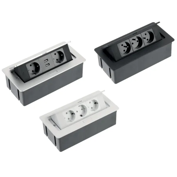 RB SOFT 2xschuko+USB-A+USB-C įkroviklis juoda laid.L1500