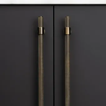 Handle Belgravia CC320mm L402mm matt black 