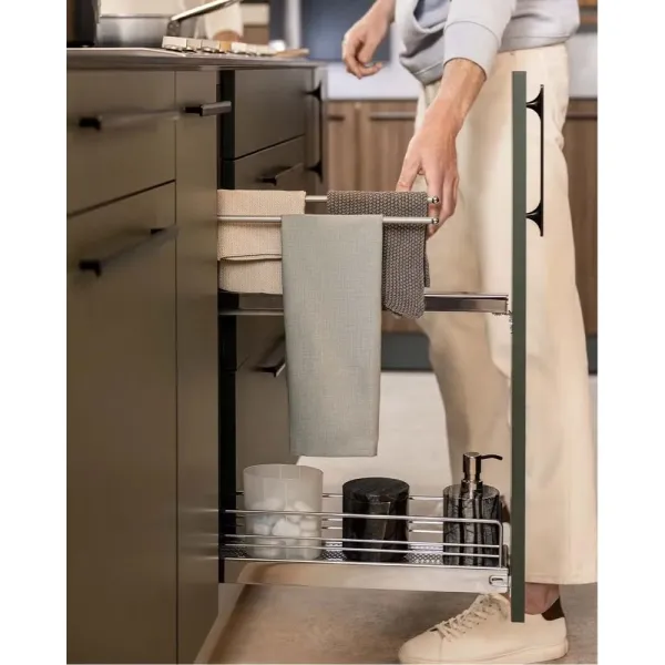 Pull-out No.15, with towel rails, for base unit, mounted on right, full extension with self-soft closing, 150mm, Classic, chrome
