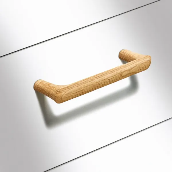 Rankenėlė medinė H2520, cc160mm, L146mm, lakuotas ąžuolas