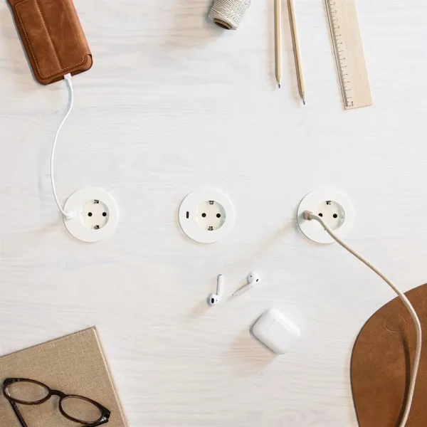 Power distributing unit Powerdot Compact 62, 1 socket type F, 1 USB-C charger 30W, white